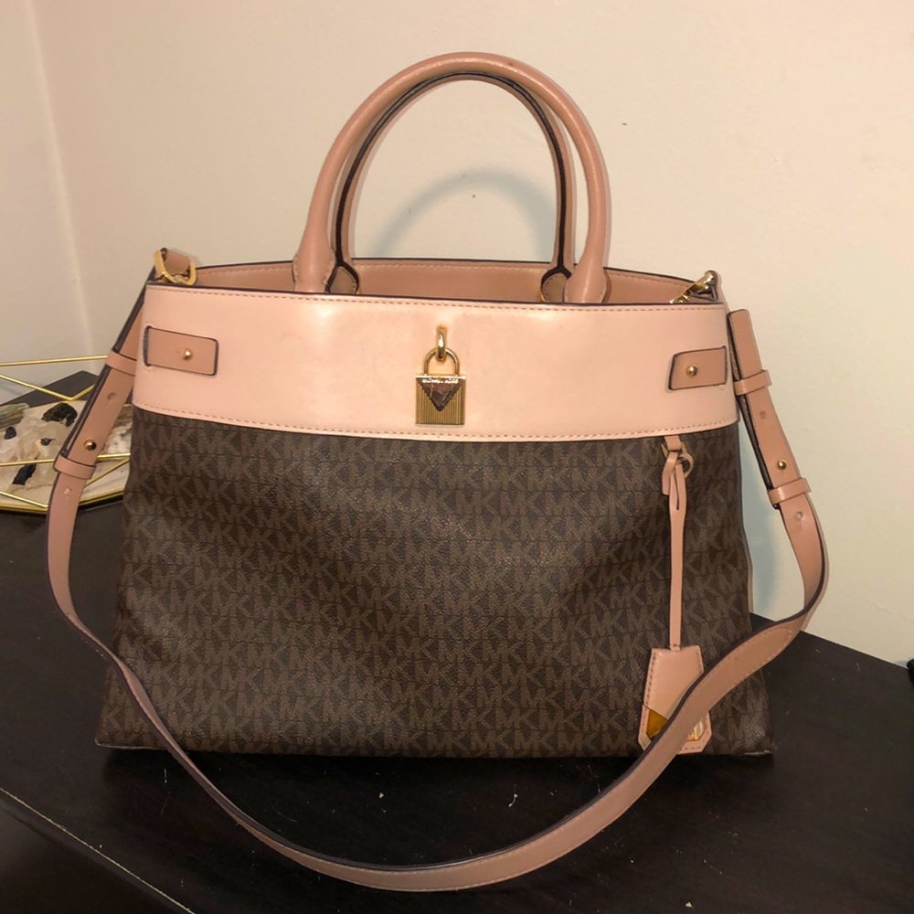 Michael Kors Genuine leather bag